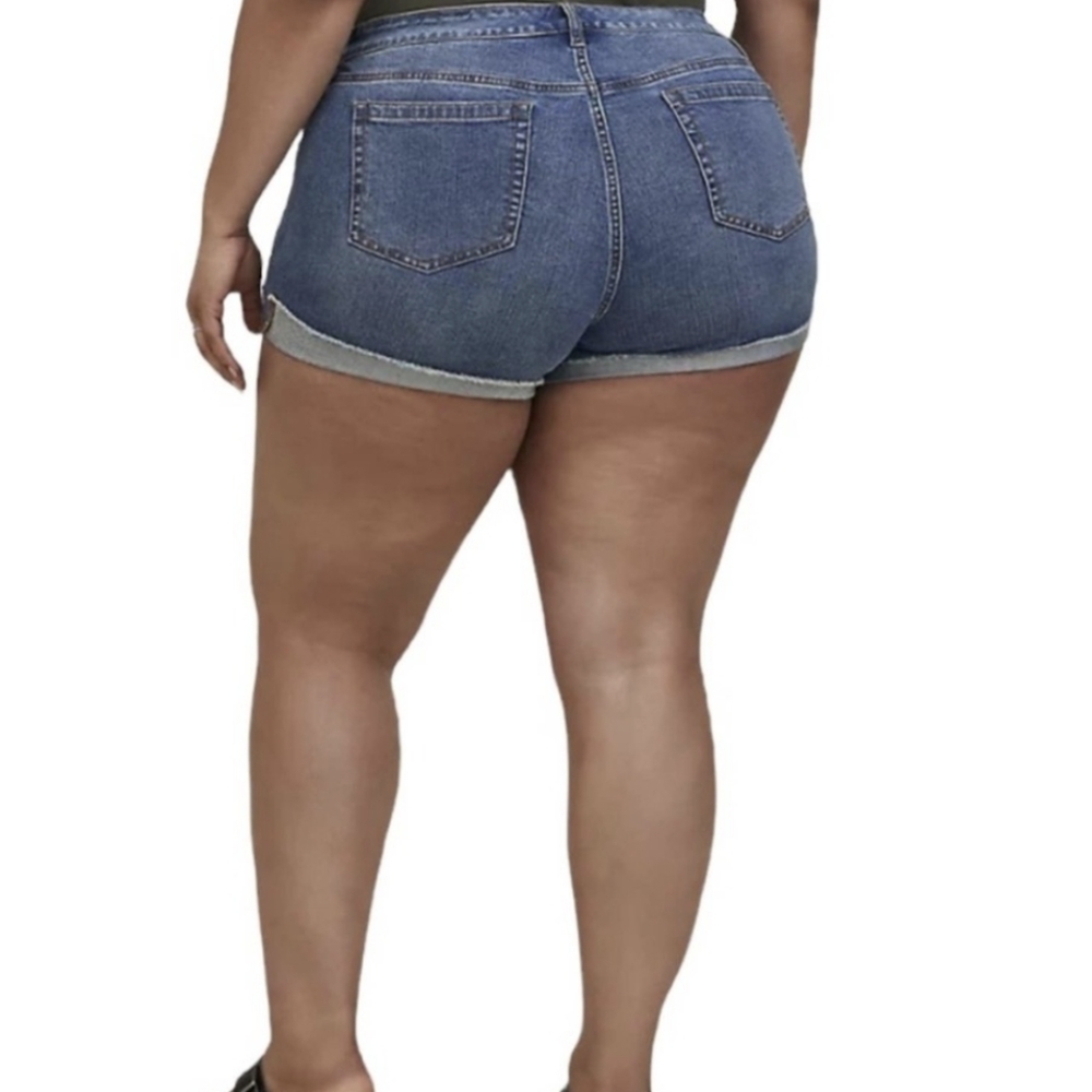Torrid Denim Blue Distressed Women Shorts Size 26 - Picture 3 of 6